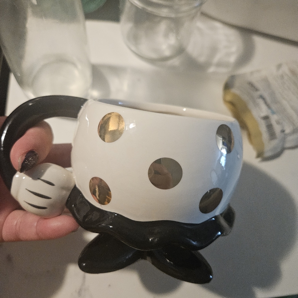 Minnie Mouse Bottom Half Body Mug Black White With Gold Polka Dots
